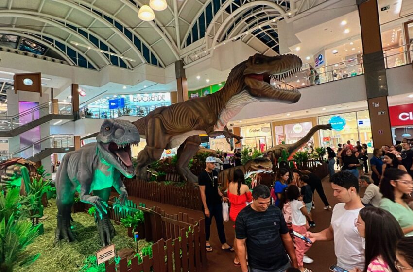  Shopping Tacaruna recebe exposição gratuita de dinossauros